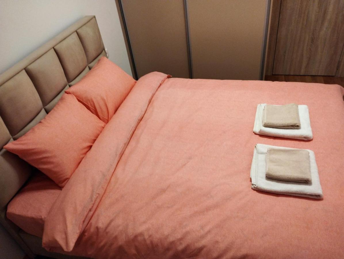 South Side Apartment Podgorica Esterno foto