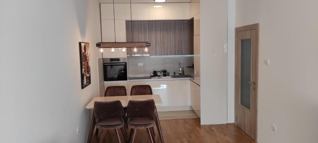 South Side Apartment Podgorica Esterno foto