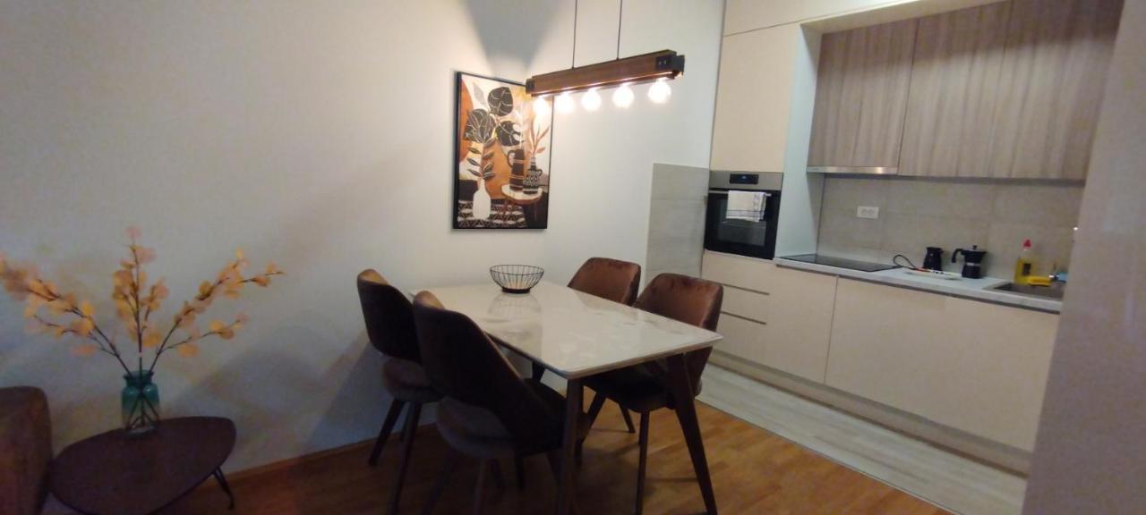 South Side Apartment Podgorica Esterno foto